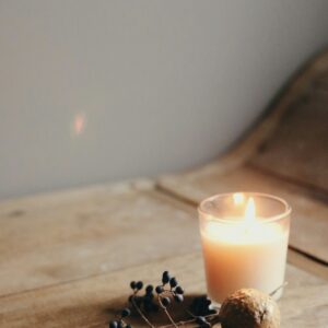 Amber Noir Scented Candle